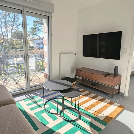 Lumineux Avec Balcon & Apercu Apartmán