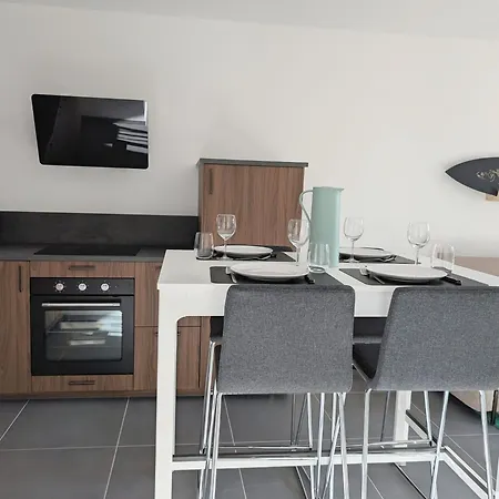 Appartement Lumineux Avec Balcon & Apercu Mer Pornic